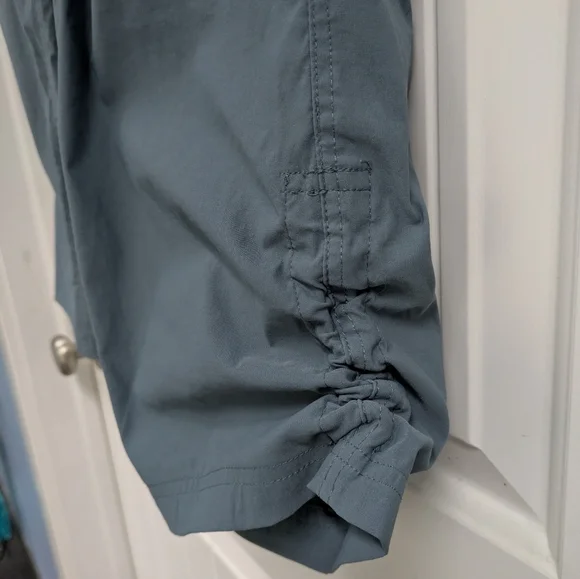 Eddie Bauer Women's Slate Rainier Capri Tech Pant - Picture 7 of 12